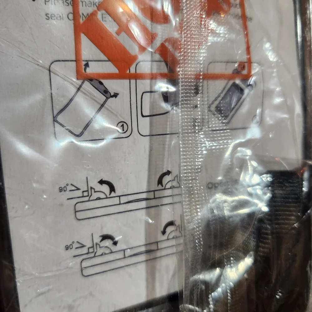 Universal waterproof phone case with lanyard